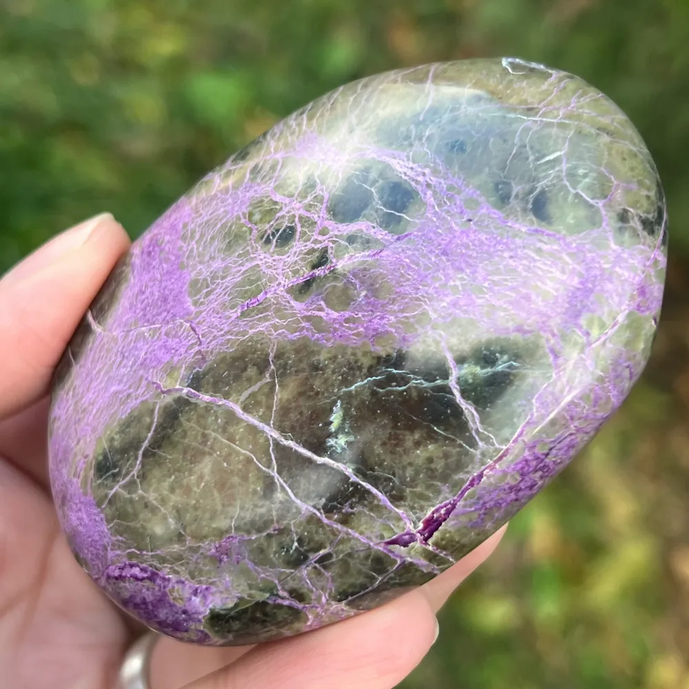 Atlantisit Stone (Stichtit, Serpentin) Model O6