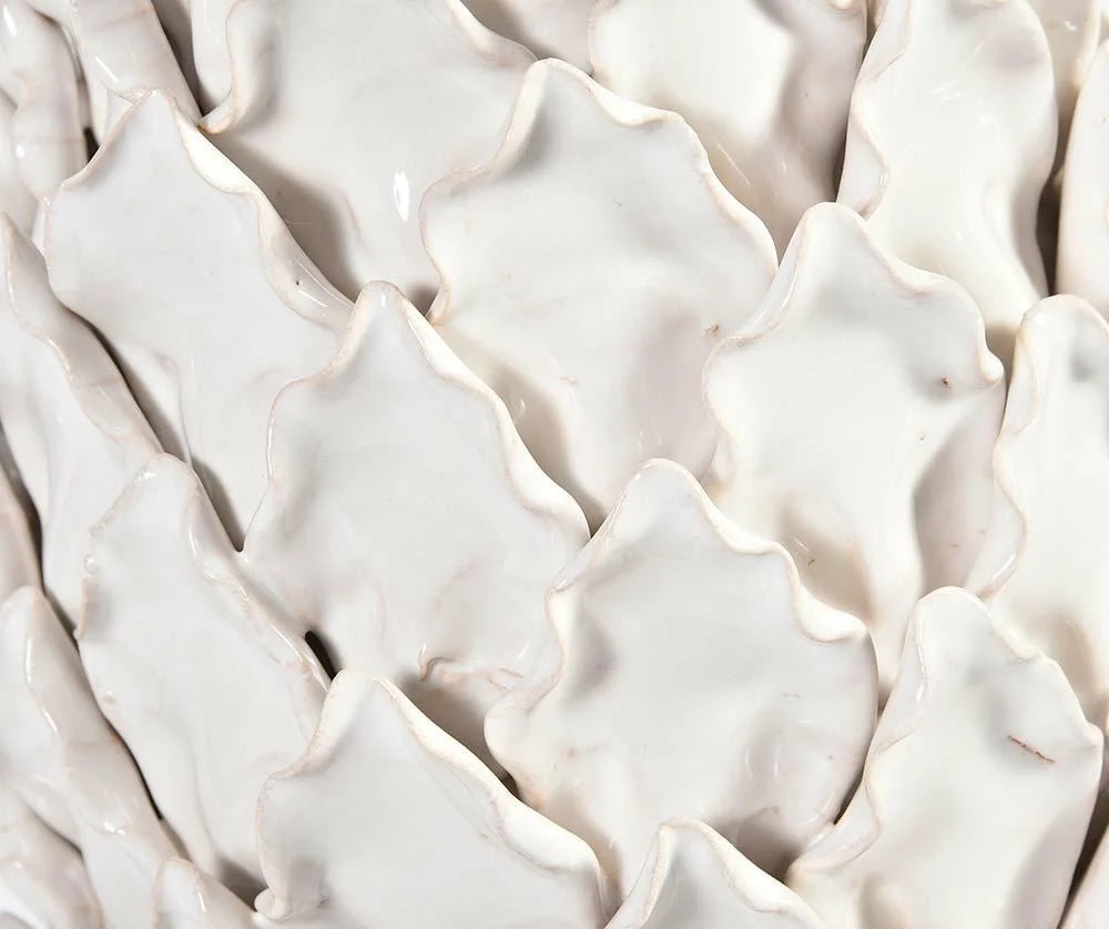 Ceramiczny Karczoch kremowy ozdobny średni B Belldeco