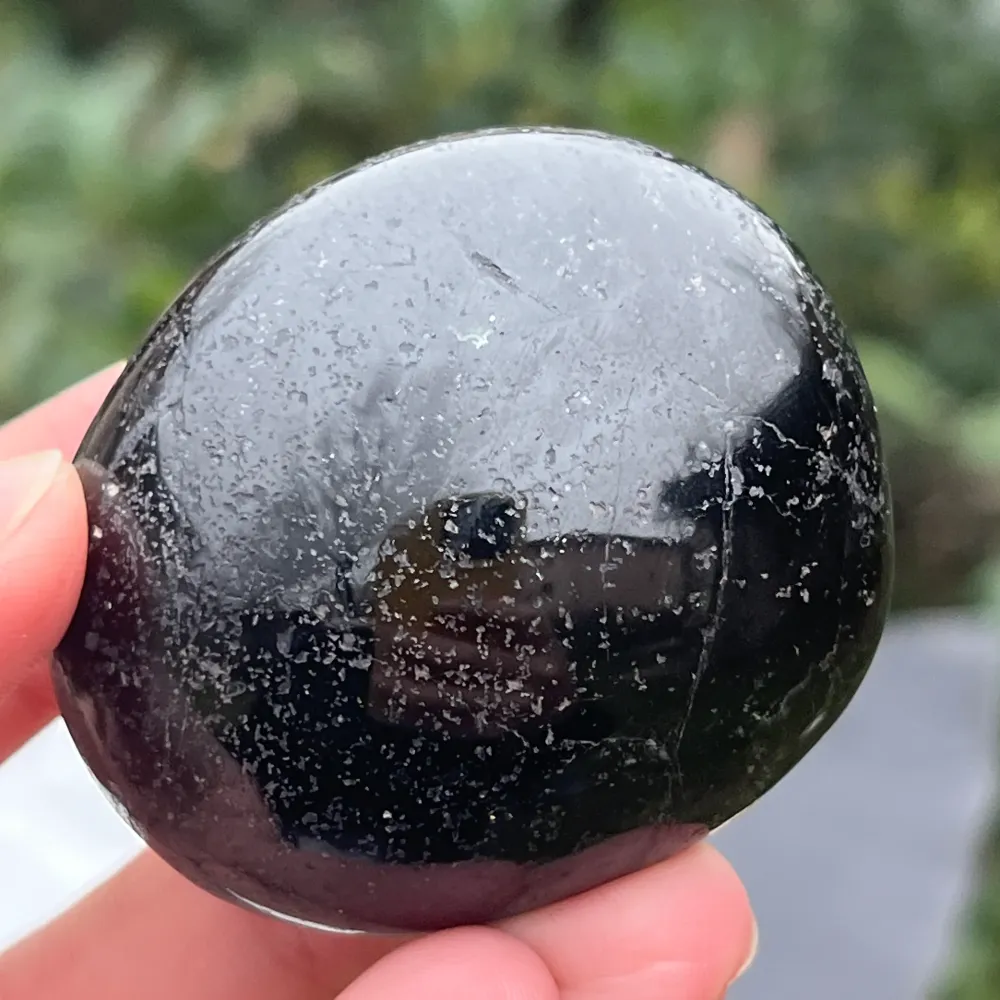 Czarny turmalinowy Palmstone M8