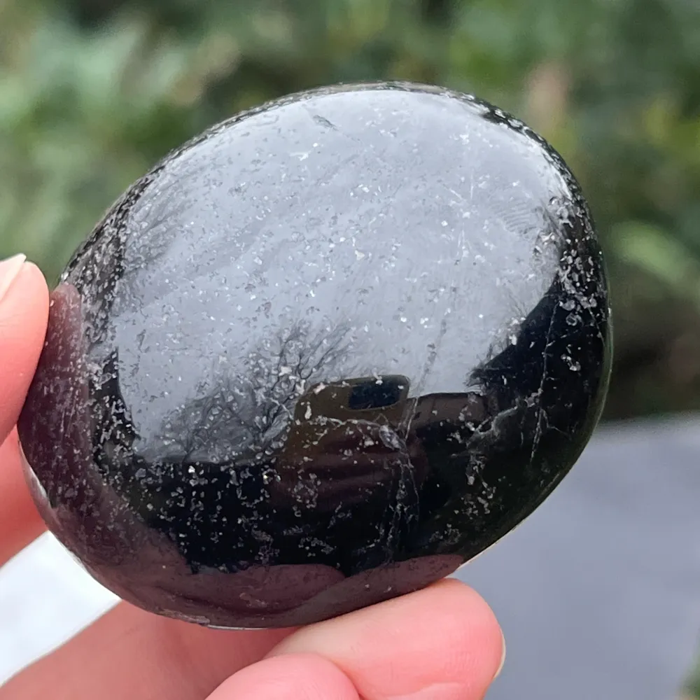 Czarny turmalinowy Palmstone M8