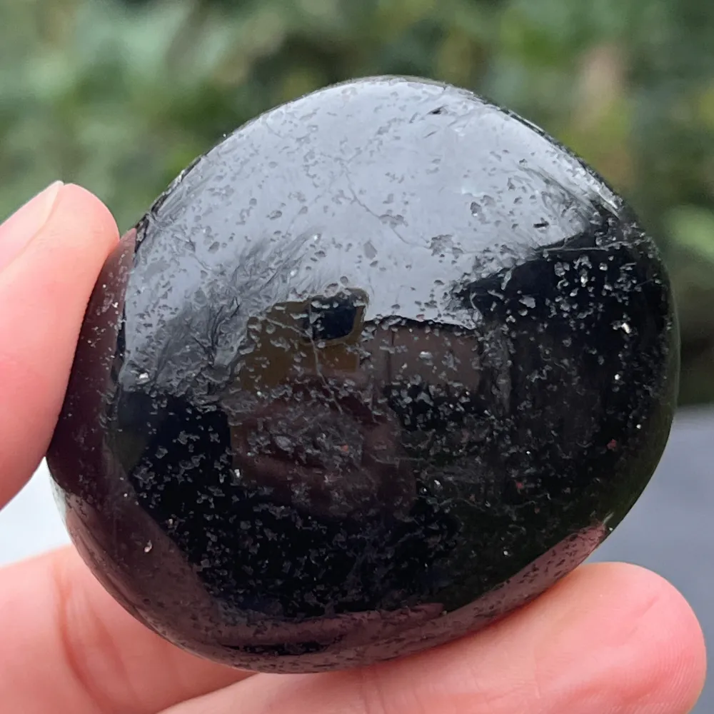 Czarny turmalinowy Palmstone M8