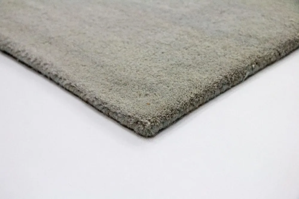 Designerski dywan - 243 x 153 cm - srebrny