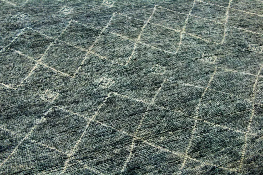 Designerski dywan - 251 x 153 cm - szary