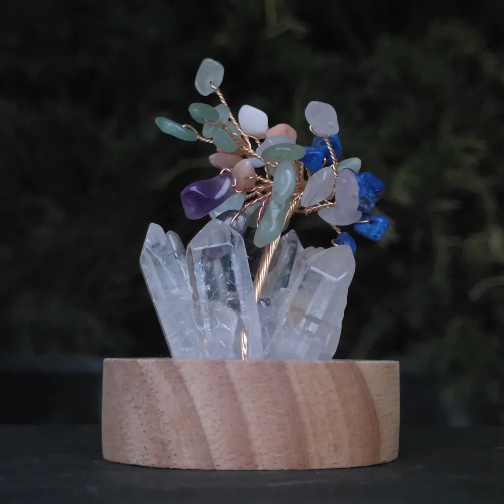 Drzewo Feng Shui 7 czakr na bazie kwarcu skalnego – lampa dekoracyjna USB