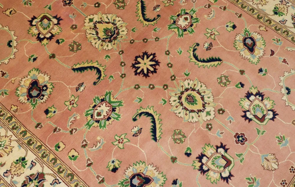 Dywan orientalny - 192 x 151 cm - rdza