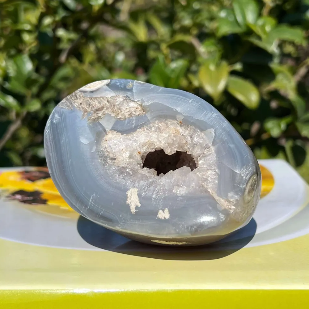 Geoda Agate Amethyst Model 2