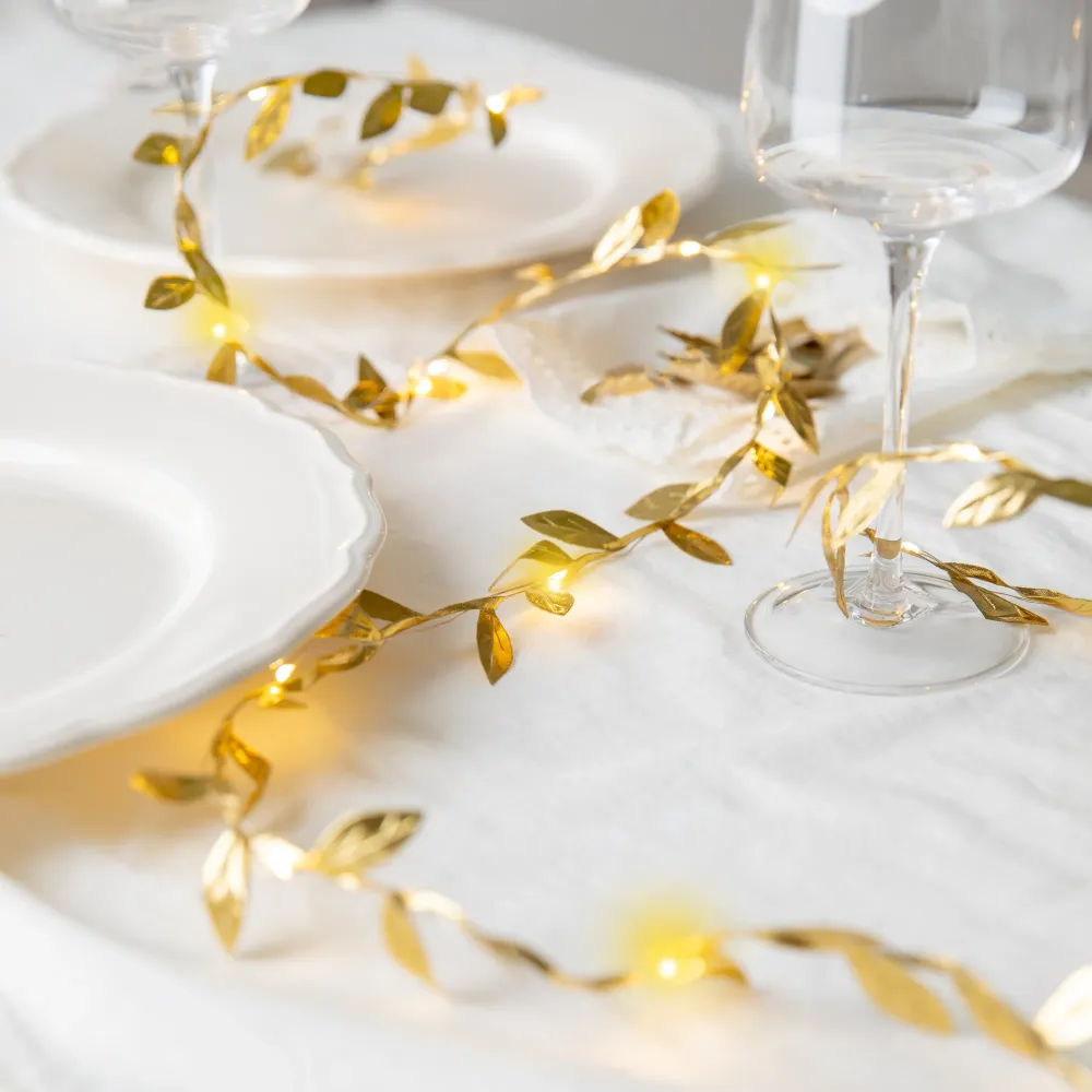 Girlanda LED listki złote 300cm