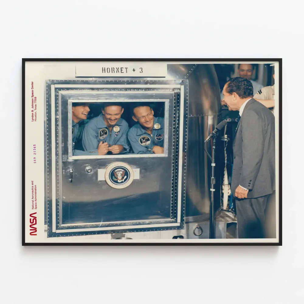 Historyczny plakat Apollo 11 z prezydentem Richardem Nixonem i astronautami