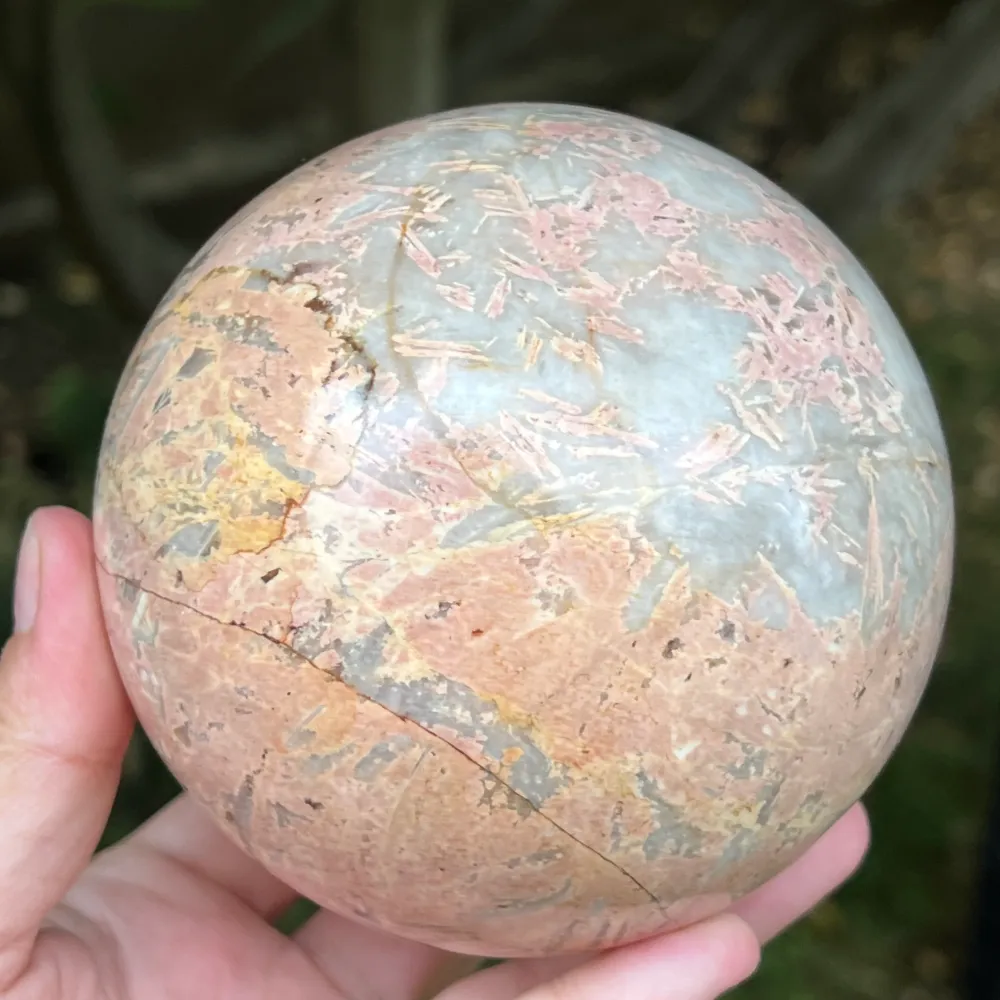 Kula różowa chalcedony model 1