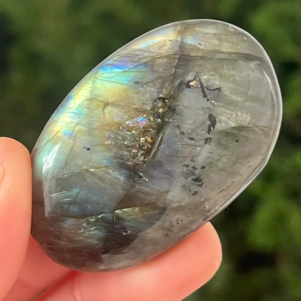 Labradorit Palm Stone z Madagaskar Model 11