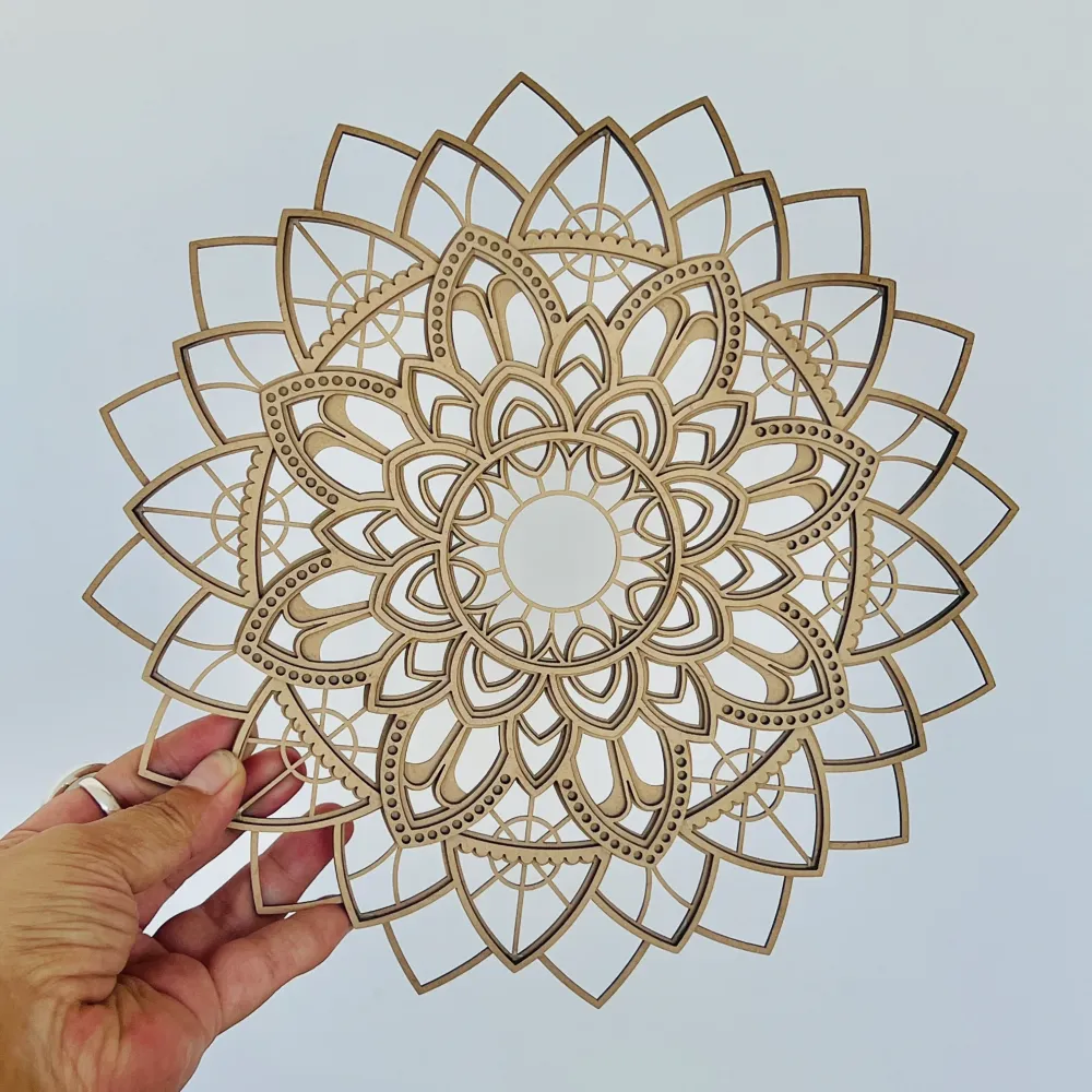 Mandala 3D Worka Wall - Sztuka Sakralna dla domowych i medytacji, 25 cm