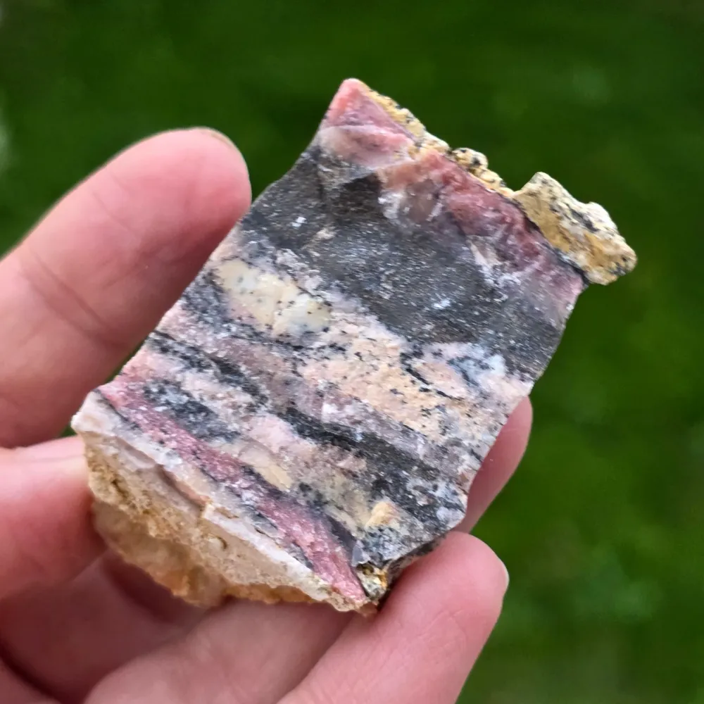 Model Pink Opal Rough Stone (z Peru) 19