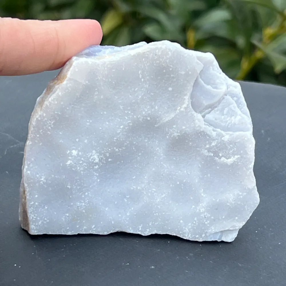 Niebieski chalcedon / niebieska koronka / niebieski agat szorstki kamień m10