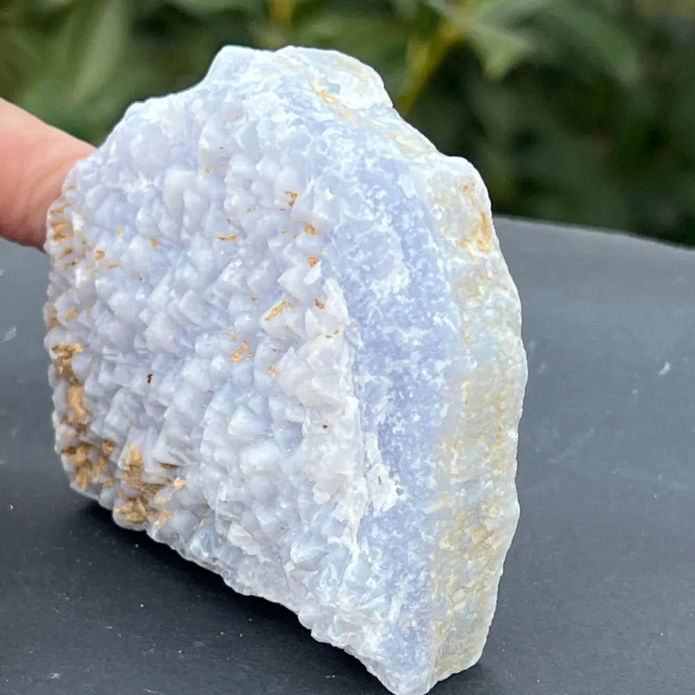 Niebieski chalcedon / niebieska koronka / niebieski agat szorstki kamień m10