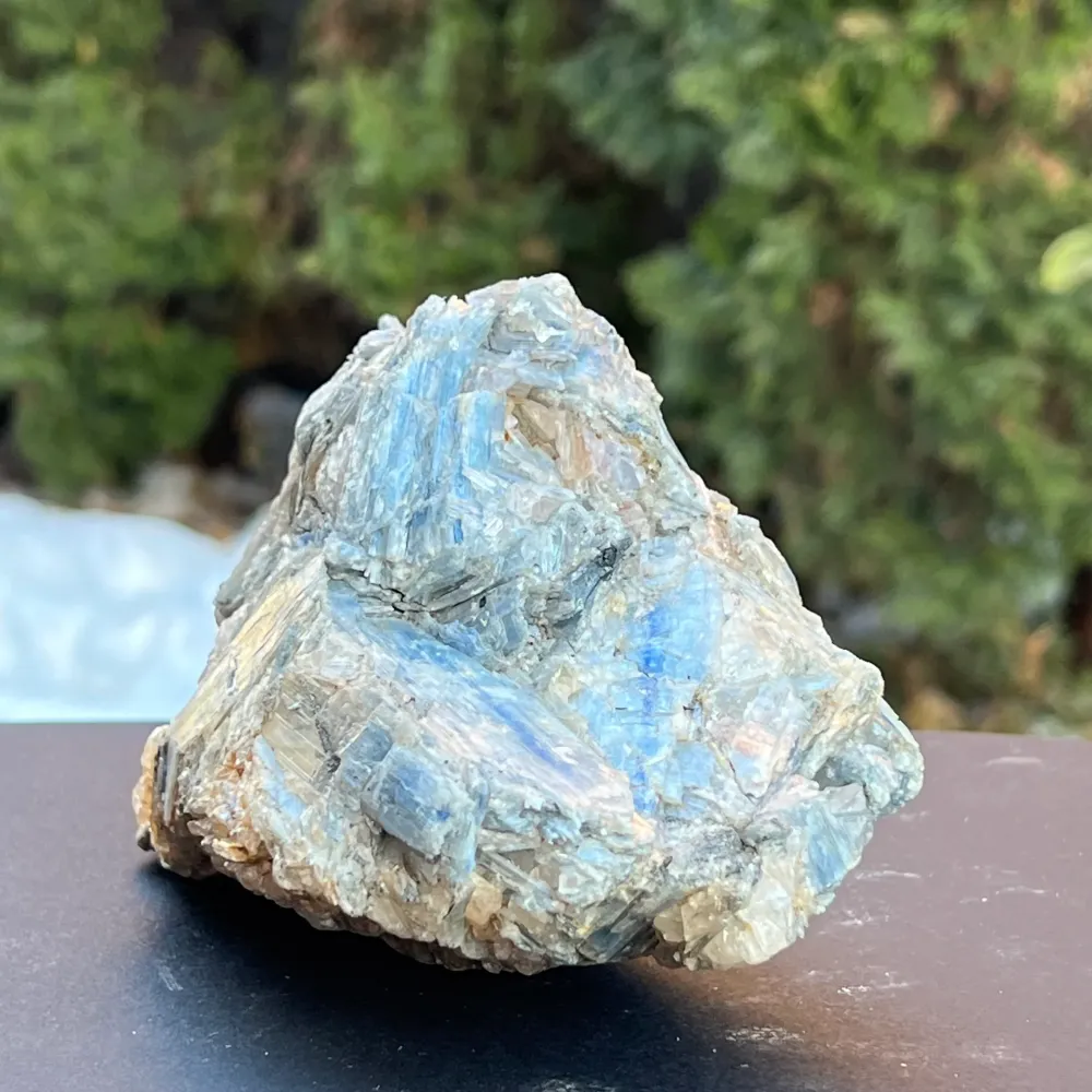 Nieoszlifowany kamień Blue Kianite (Kyanite) z Zimbabwe Model c2/2