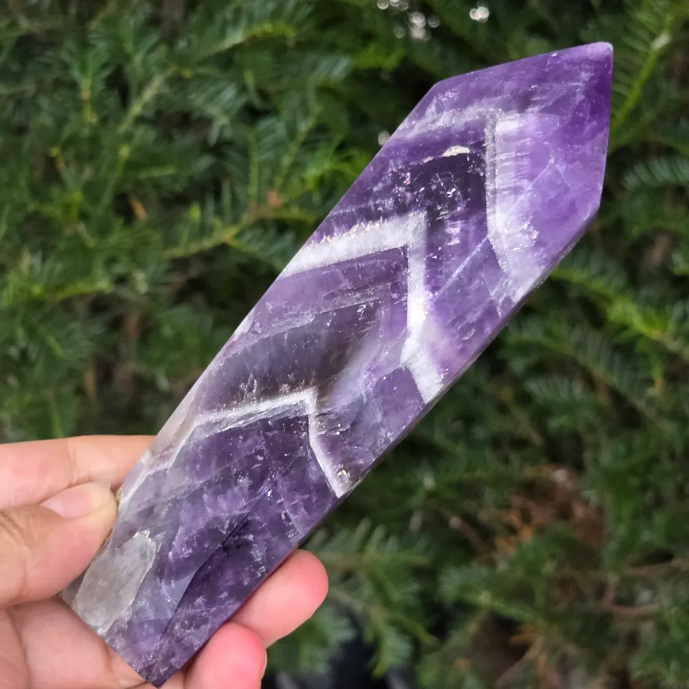 Obelisc Amethyst Chevron Model 4