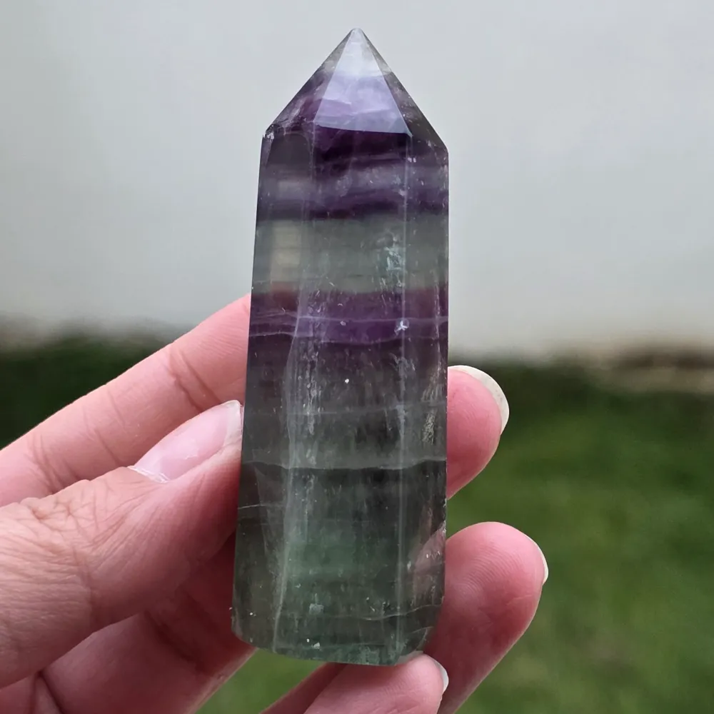 Obelisk z fluorytu tęczowego | Model 7