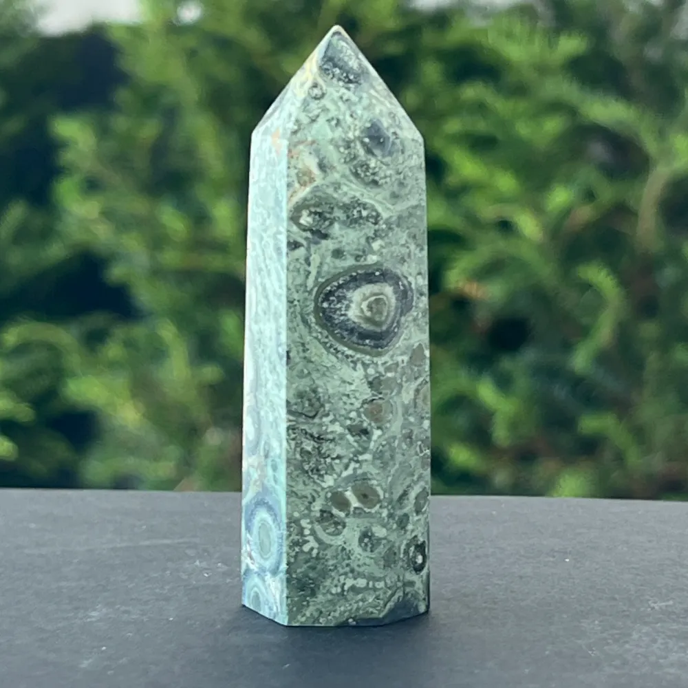 Obelisk jaspis kambaba Madagaskar model 2