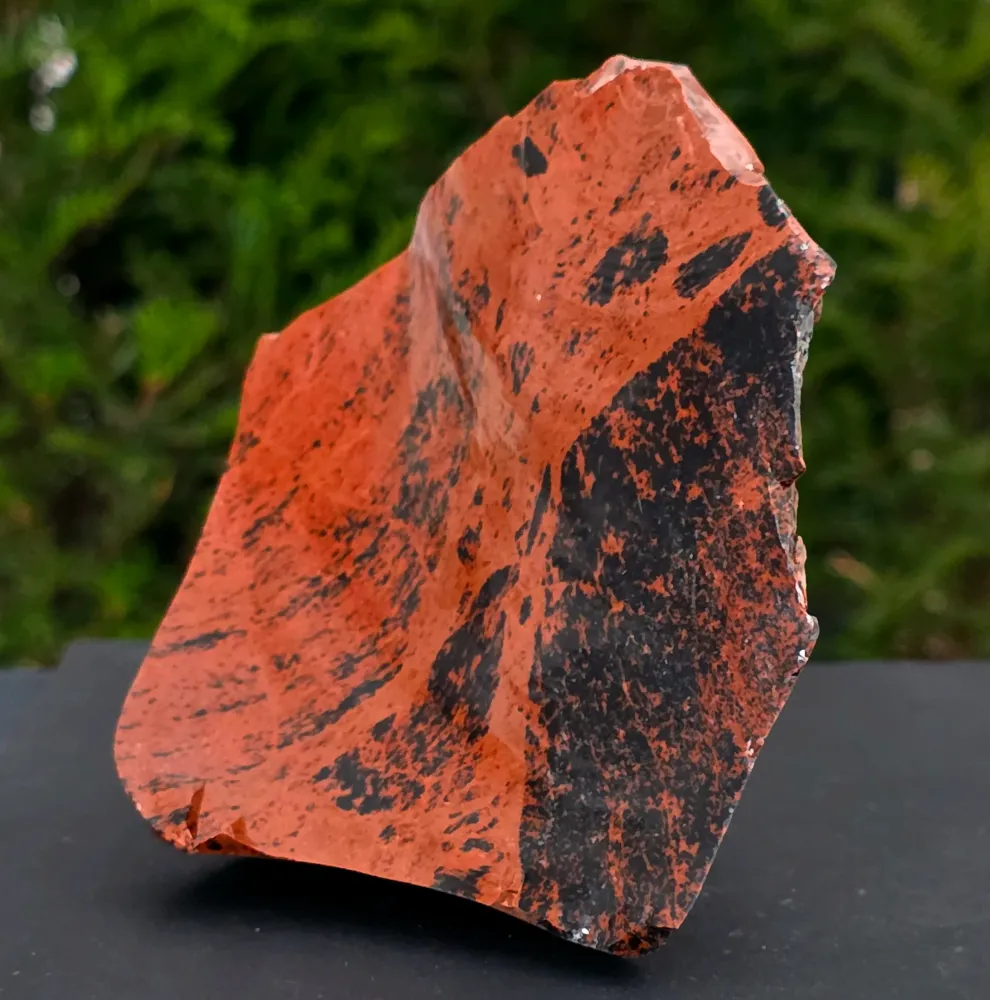 Obsydian mahoń mahoniowy szorstki kamień model XL 1