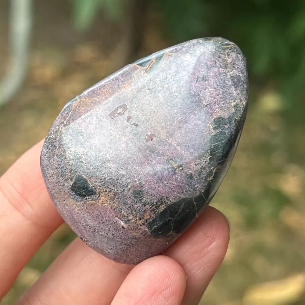 Palmstone Atlantisit (Stichtit, Serpentin) Model 3