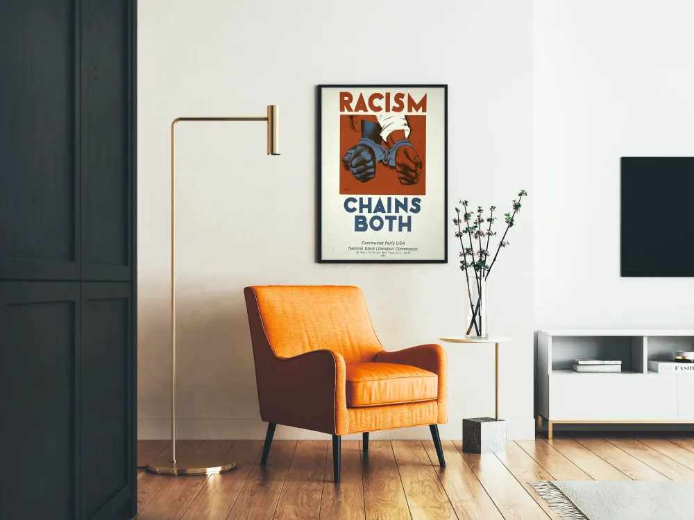 Plakat przeciwko rasizmowi z zaciśniętymi pięściami