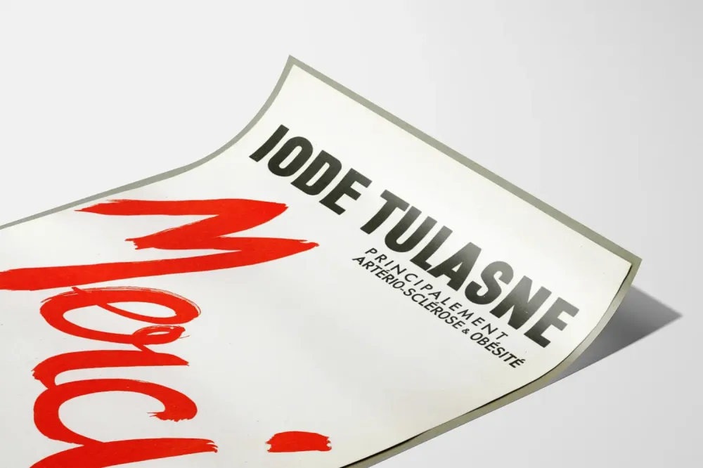 Plakat reklamowy Iode Tulasne Dziękuję w czerwonym napisie