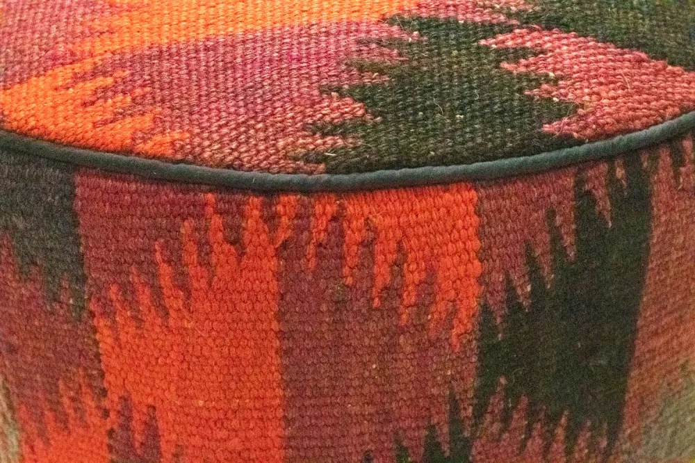 Sitzmöbel sonderform - 50 x 40 cm - mehrfarbig