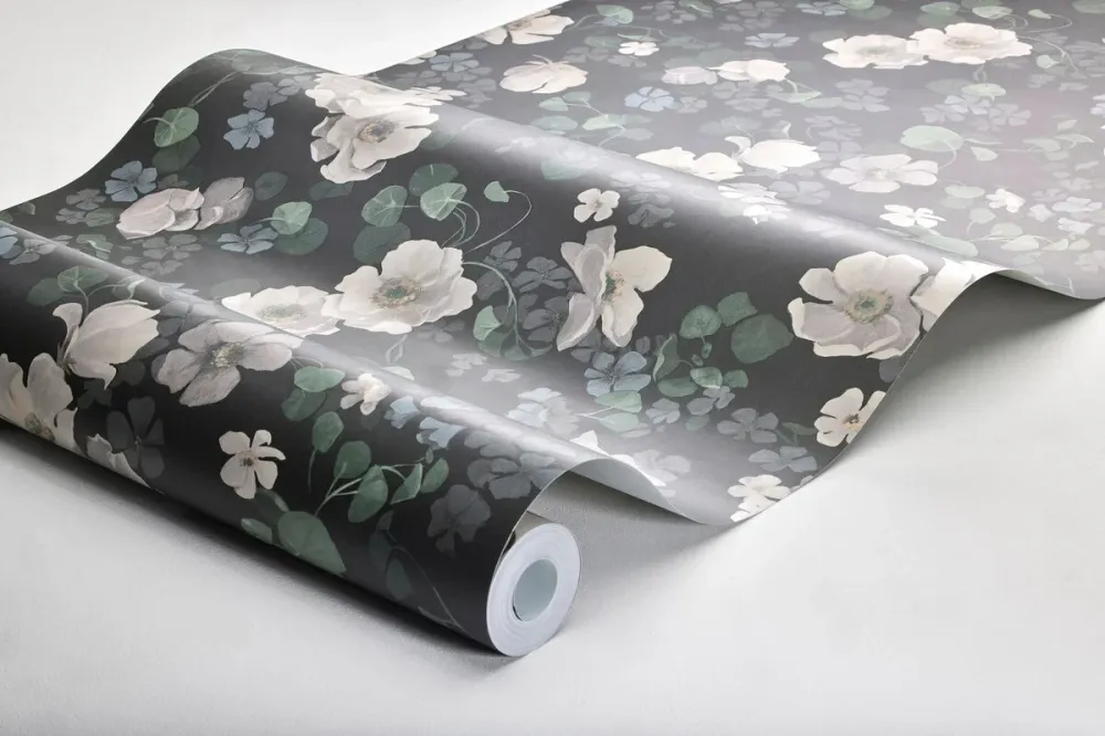 Tapeta flizelinowa papierowa z roślinnym wzorem ENCHANTING FLOWER ciemnoszary z białym