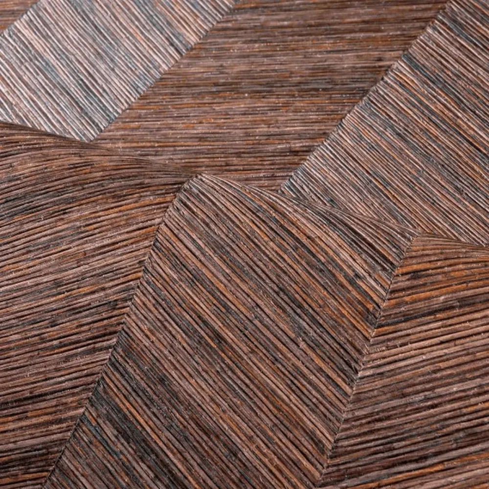 Tapeta strukturalna geometryczna imitująca drewno ze wzorem jodełki OCOTEA - CÈDRE ROUGE brunatny