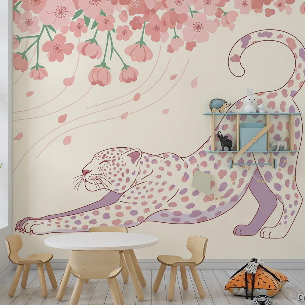 Tapety dla dzieci | Elegancki leopard pod kwitnącą wiśnią