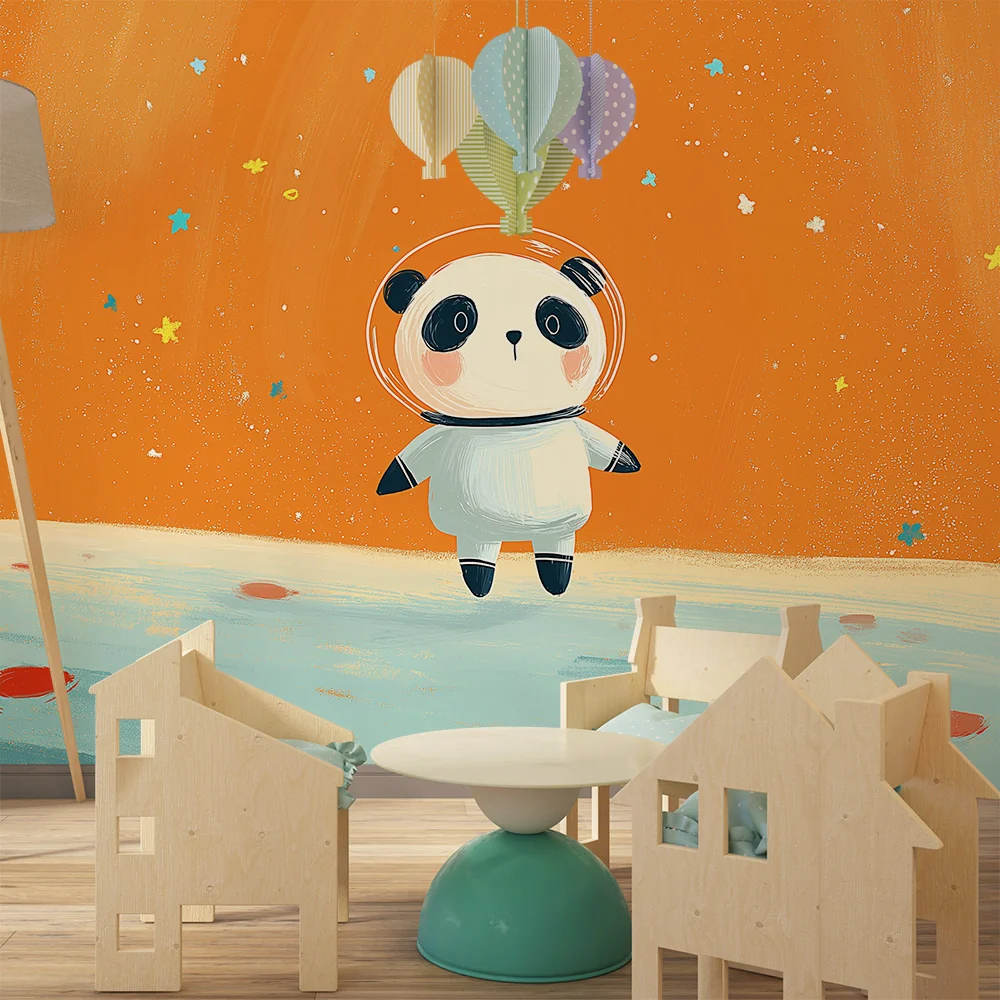 Tapety dla dzieci | Panda astronauta na pomarańczowym tle gwiazd