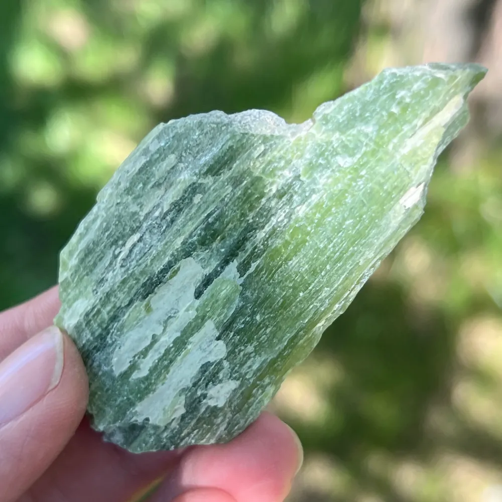 Tremolite Gross Stone M4