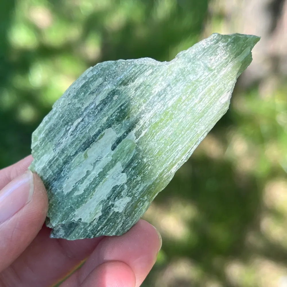 Tremolite Gross Stone M4