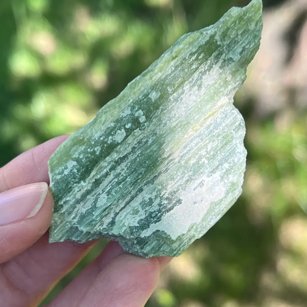 Tremolite Gross Stone M4