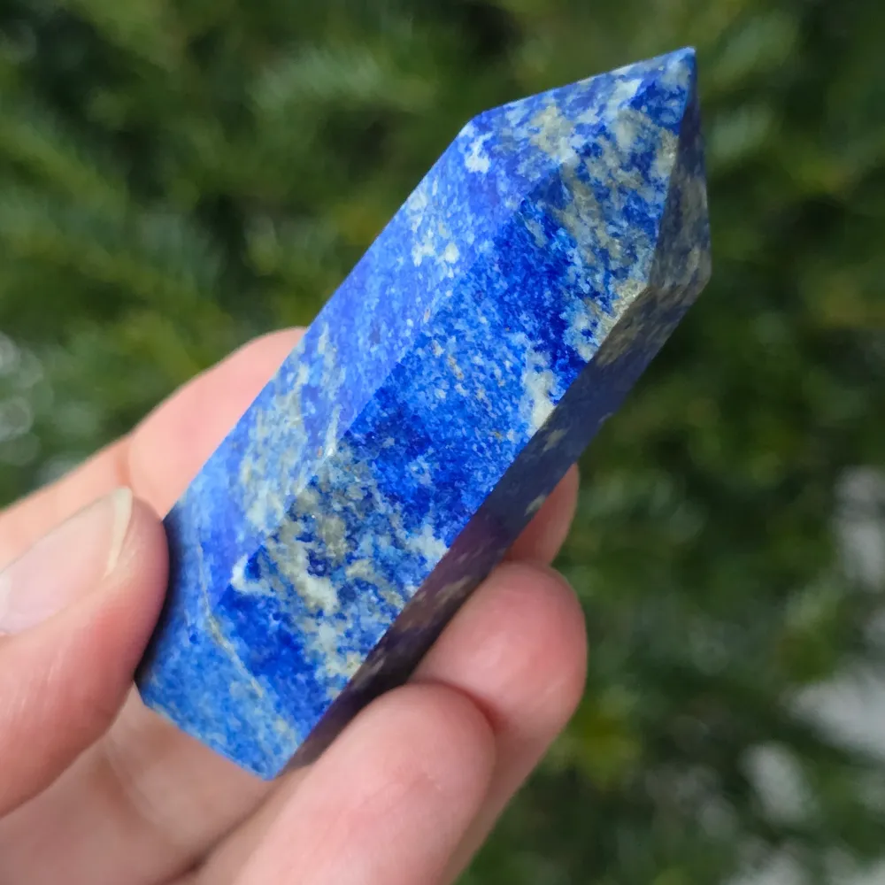 Wież/obelisk z lapis lazuli m10