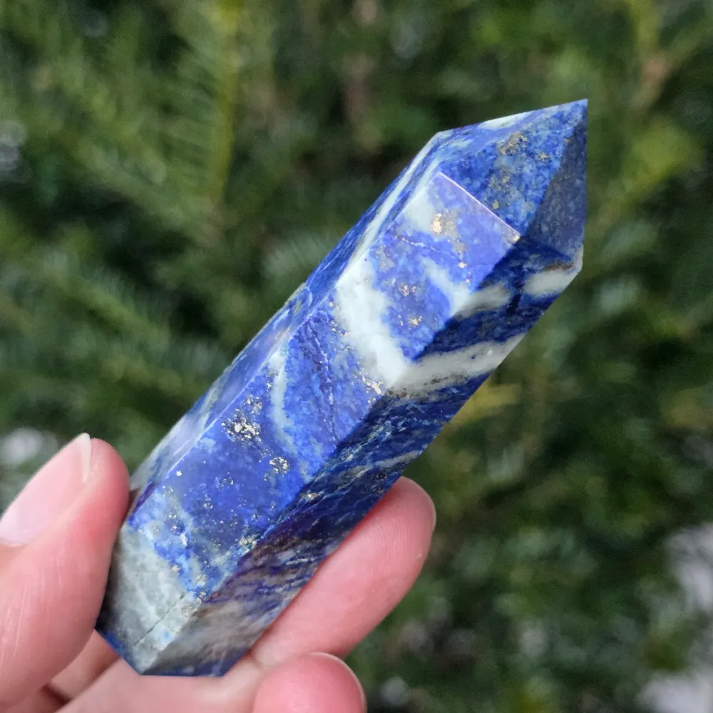 Wież/obelisk z lapis lazuli m11
