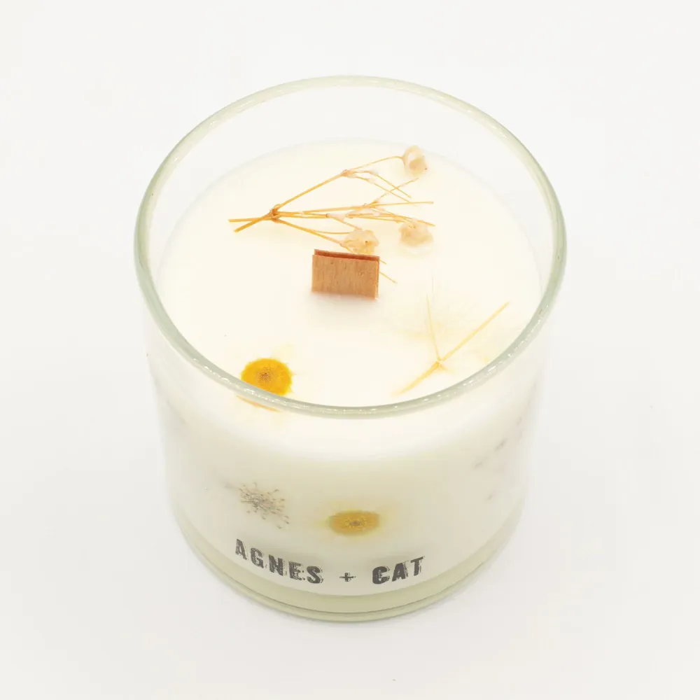 Świeca z wosku sojowego Agnes + Cat Botanical – Windermere
