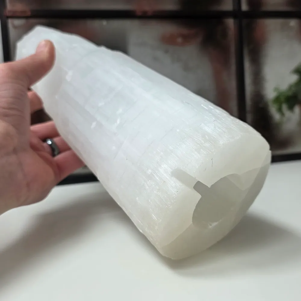 Świecznik selenitowy Iceberg 30 cm