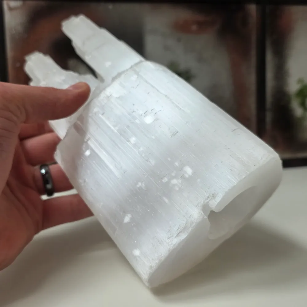 Świecznik selenitowy Iceberg Twin o średnicy 20 cm