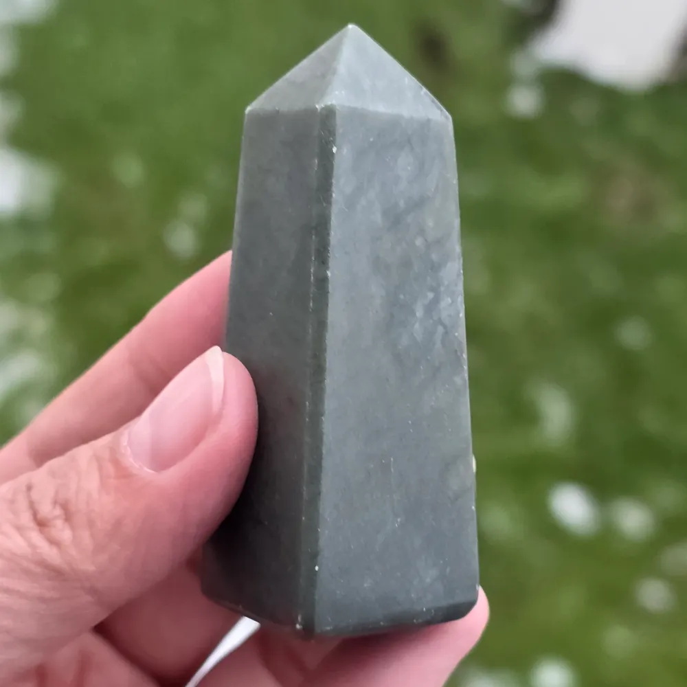 Zielony Jadeitowy Obelisk, Nefrit | Model 2